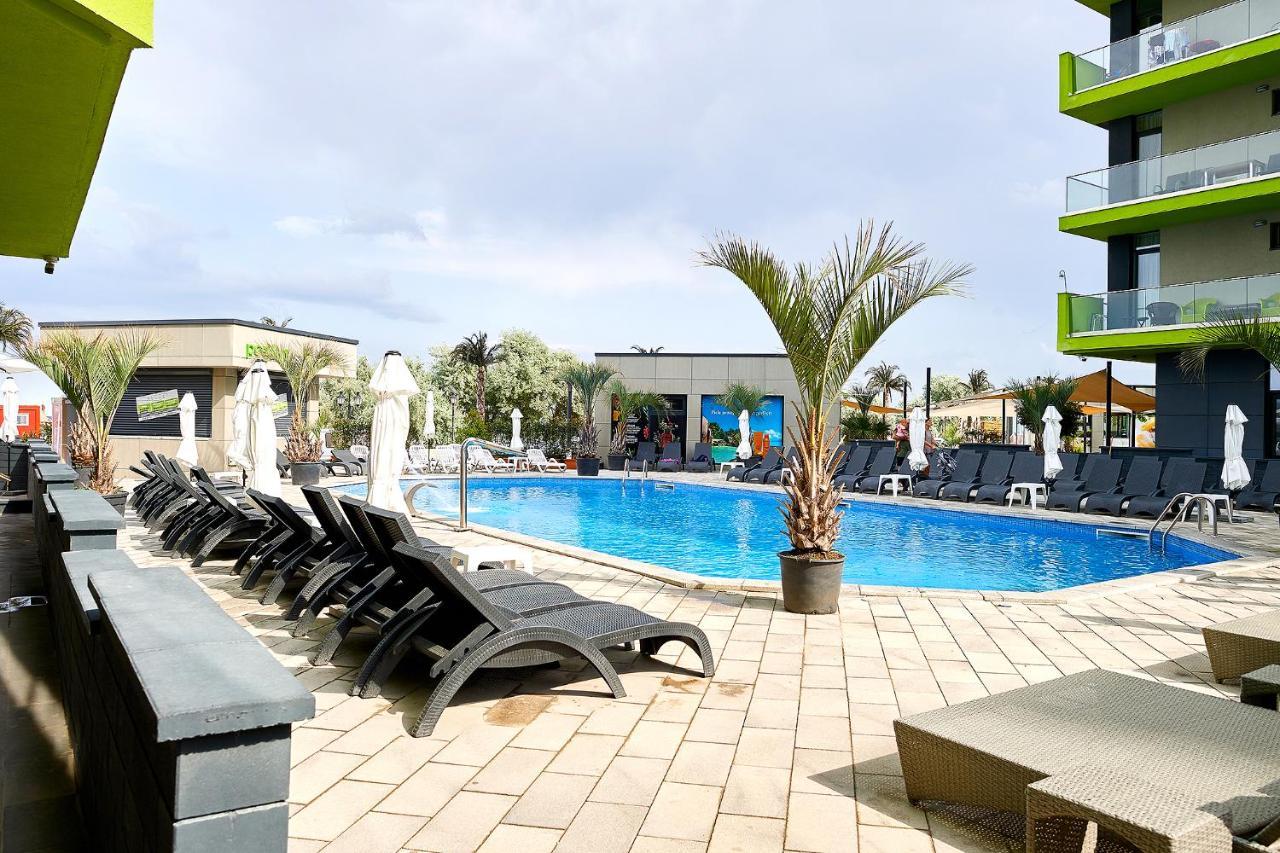 Vibe Apartment- Spa N Pools Beach Resort Năvodari Eksteriør billede