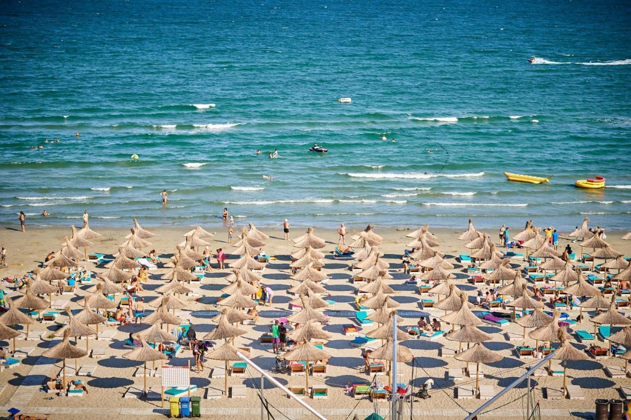 Vibe Apartment- Spa N Pools Beach Resort Năvodari Eksteriør billede